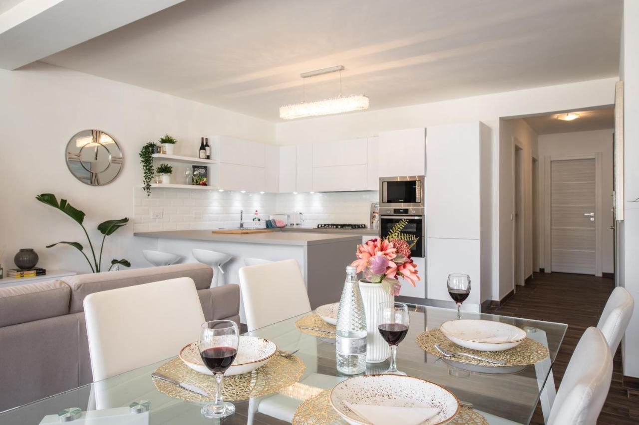 Electra Residence - Luxury Central Beachview Apartment Marsalforn Luaran gambar
