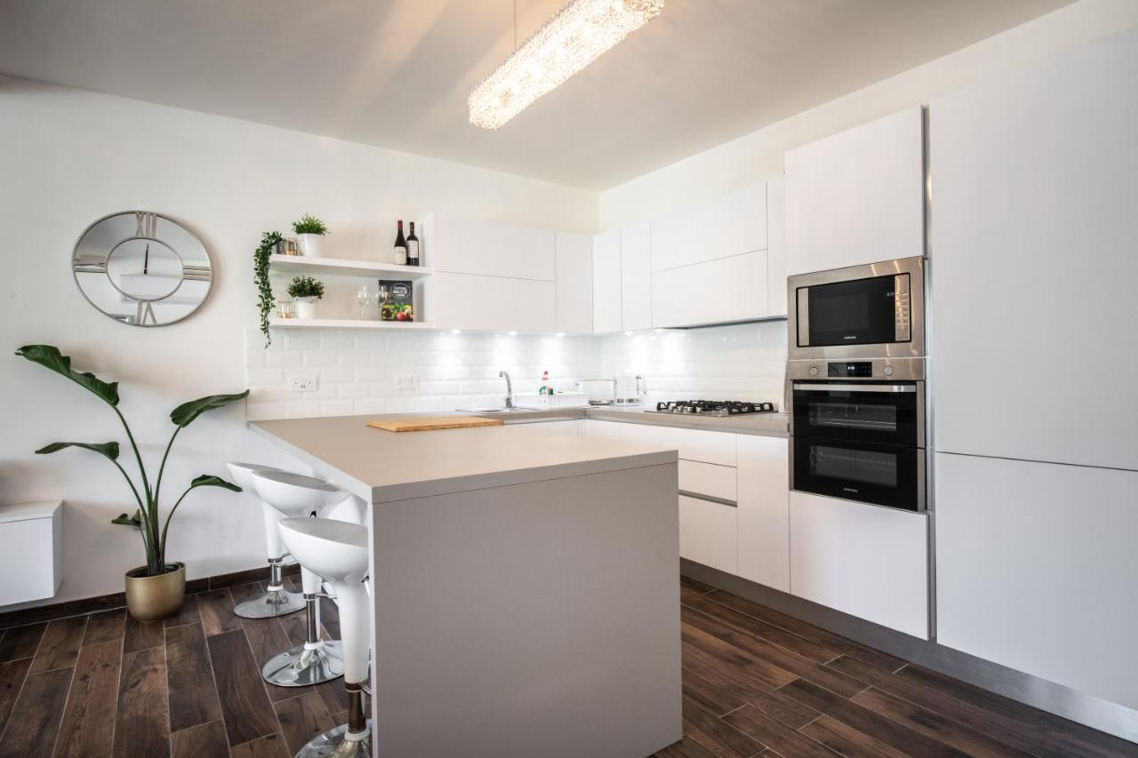 Electra Residence - Luxury Central Beachview Apartment Marsalforn Luaran gambar